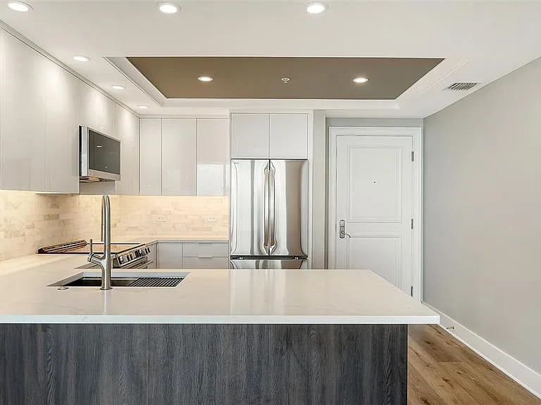 1350 Main St #1407 — Photo 12