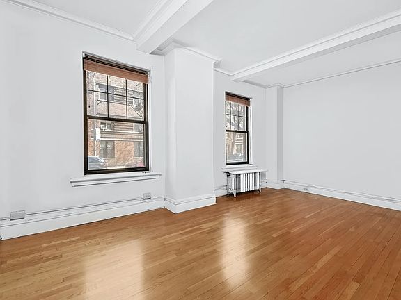 2nd image of 170 2nd Ave APT 1A