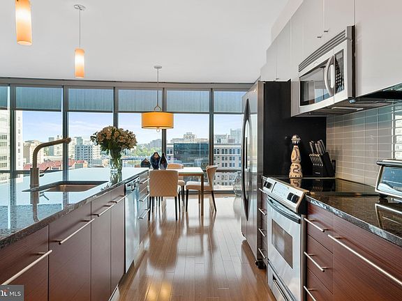 2nd image of 2101 Market St Unit 801