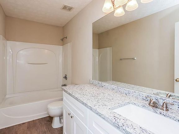 4th image of 102 Whitfield Way