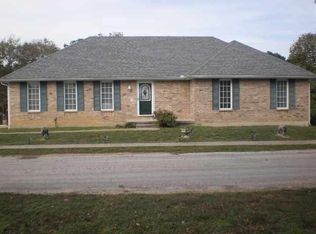 31733 Shenandoah Ave, Warsaw, MO 65355
