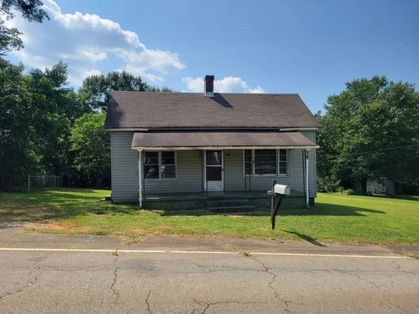 204 John St, Pickens, SC 29671