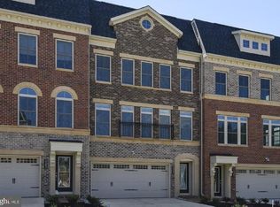 2345 Chadlington Rd, Falls Church, VA 22043