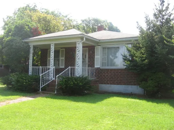 43 Monroe Ln, Fishersville, VA 22939
