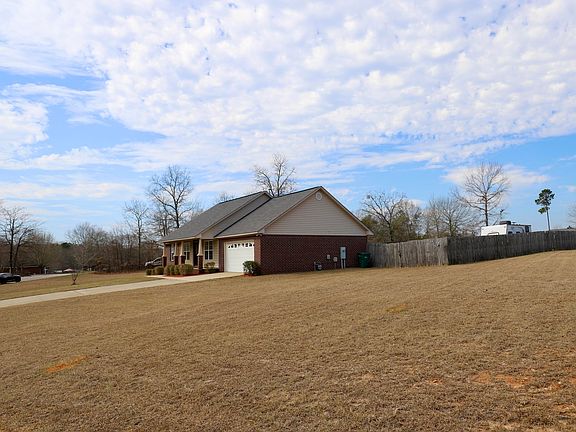 3rd image of 4525 Excursion Dr