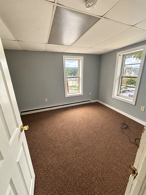 3 bed, 1064 sqft, $1,350 — Photo 3