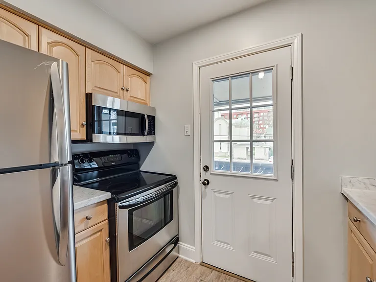 4211 Newton Ave #211 — Photo 11