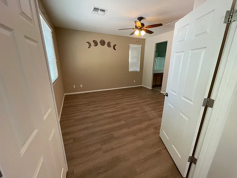 4483 S Leisure Way — Photo 4
