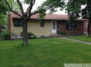 923 8th Ave E, Shakopee, MN 55379