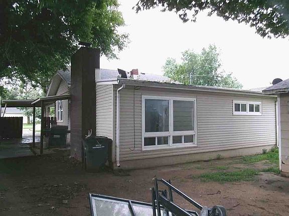 2nd image of 408 W Linden Ave
