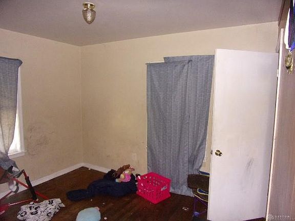 4th image of 4115 Shenandoah Dr