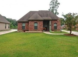 41133 Don Lou Rd, Gonzales, LA 70737