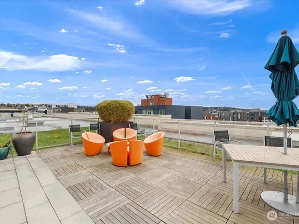 1760 NW 56th Street #221, Seattle, WA 98107