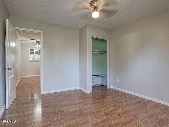 3rd image of 104 Crawford St