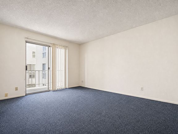 4th image of 2540 College Ave APT 210