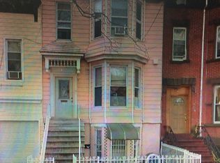 464 48th St, Brooklyn, NY 11220