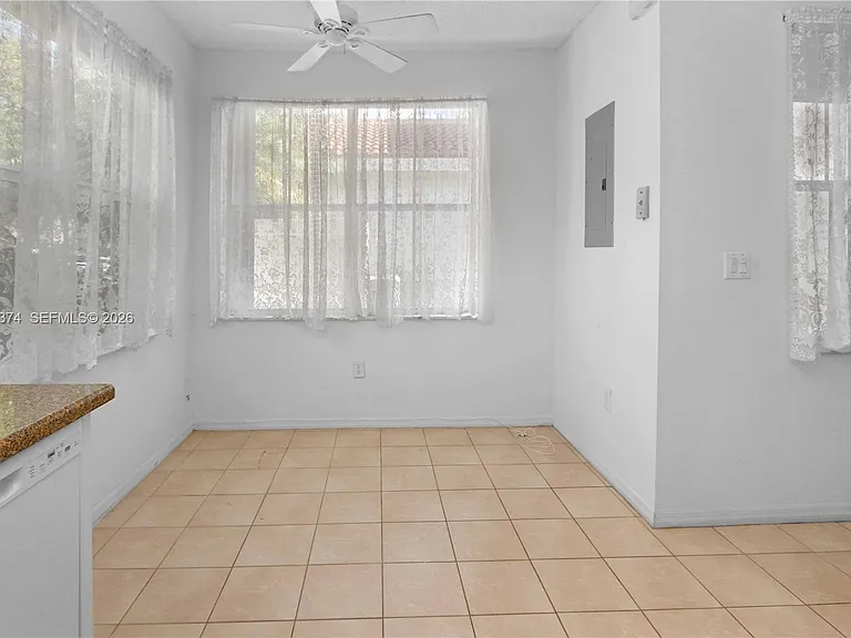 1521 Seagrape Way #1521 — Photo 18