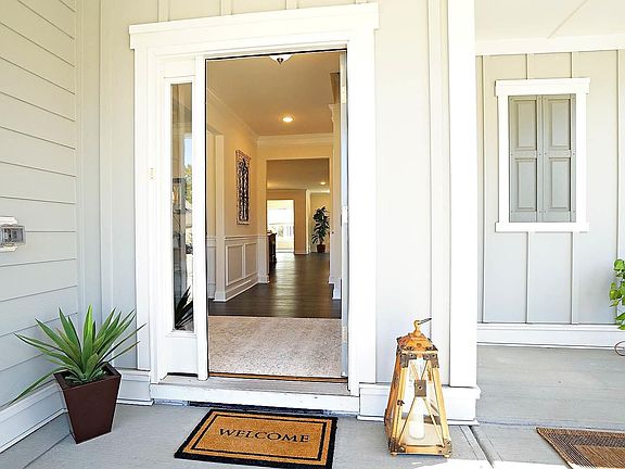 4th image of 620 Trocha Dr
