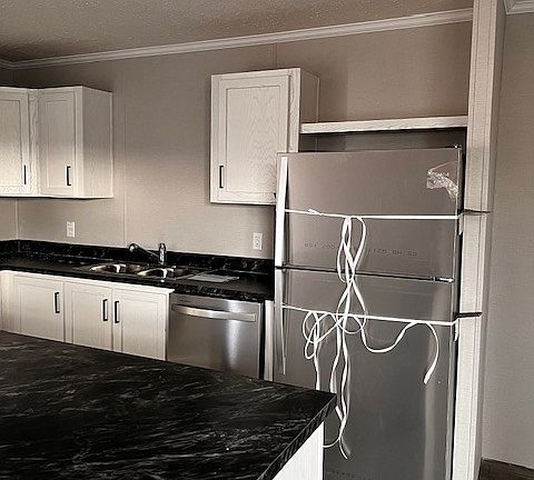 3rd image of 333 E Lakewood Blvd #176