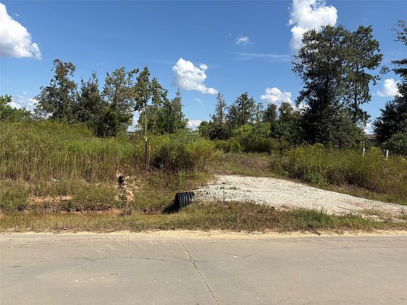 5th image of 1266 Road 5606