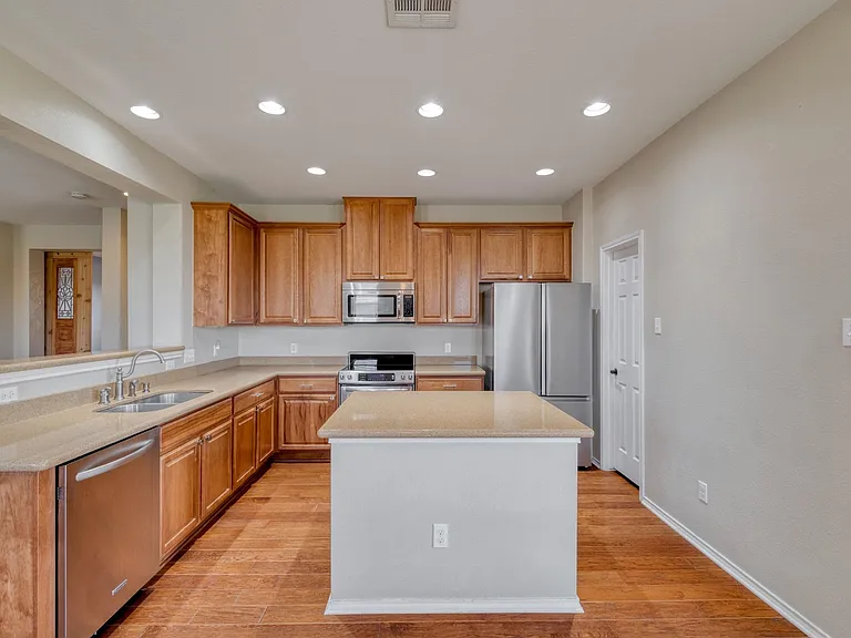 117 Brittany Ln — Photo 13