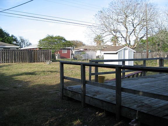2nd image of 426 Eloise Dr
