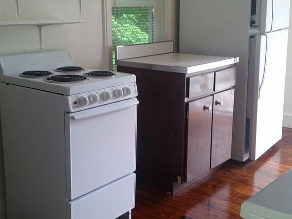 3rd image of 8592 Shepherdstown Pike #2