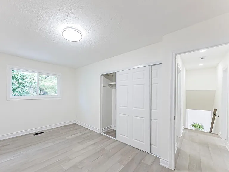 1253 Kensington Park Rd — Photo 9