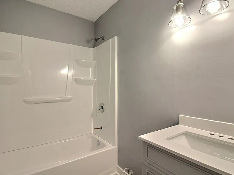 2669 Idaho Ave — Photo 9