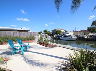 2201 Harbor View Dr, Dunedin, FL 34698