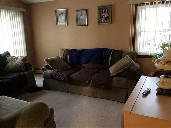 3rd image of 160 Hazard Ave