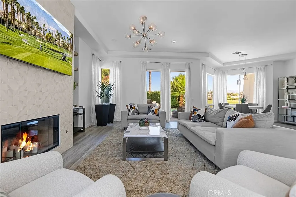3 bed, 2180 sqft, $5,000 — Photo 2
