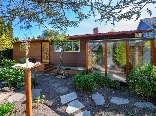 2525 Friendly St, Eugene, OR 97405