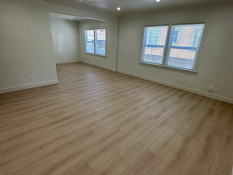 215 Sinclair Ave #215 — Photo 15