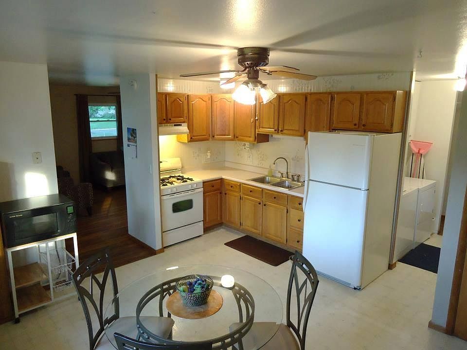2nd image of 2241 Washington Rd
