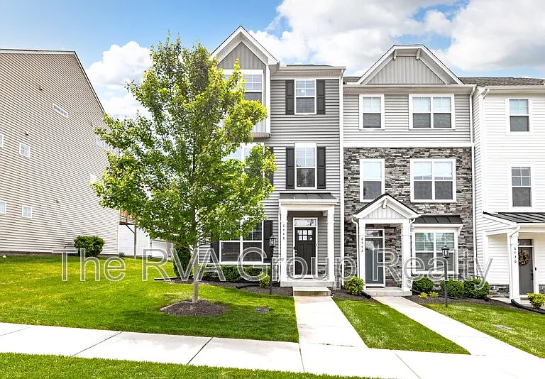 6448 Cassia Loop — Photo 1