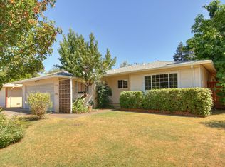 2330 Temple Dr, Davis, CA 95618