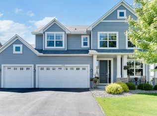 1954 Foothill Trl, Shakopee, MN 55379