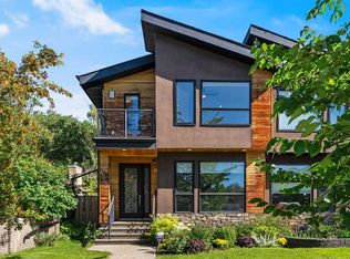 434 S 30th Ave NW, Calgary, AB T2M2N4