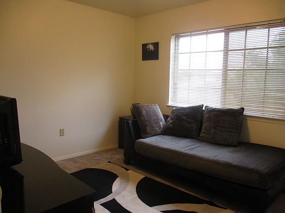 5th image of 4216 Brians Way