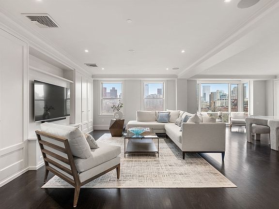 3rd image of 2 Commonwealth Ave #10-A