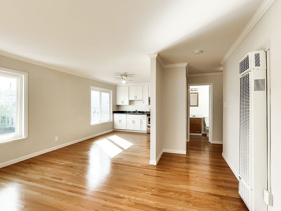 1st image of 3010 Buchanan St APT 11