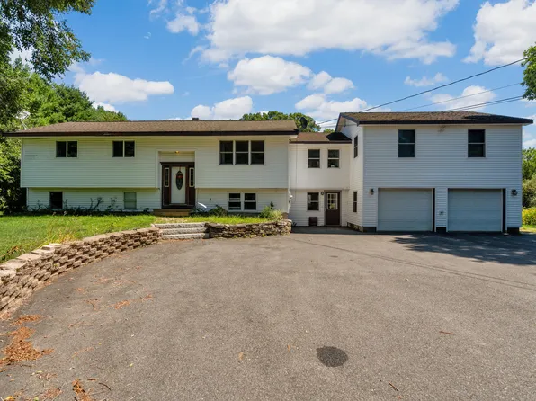 94 Smith Road, Hallowell, ME 04347