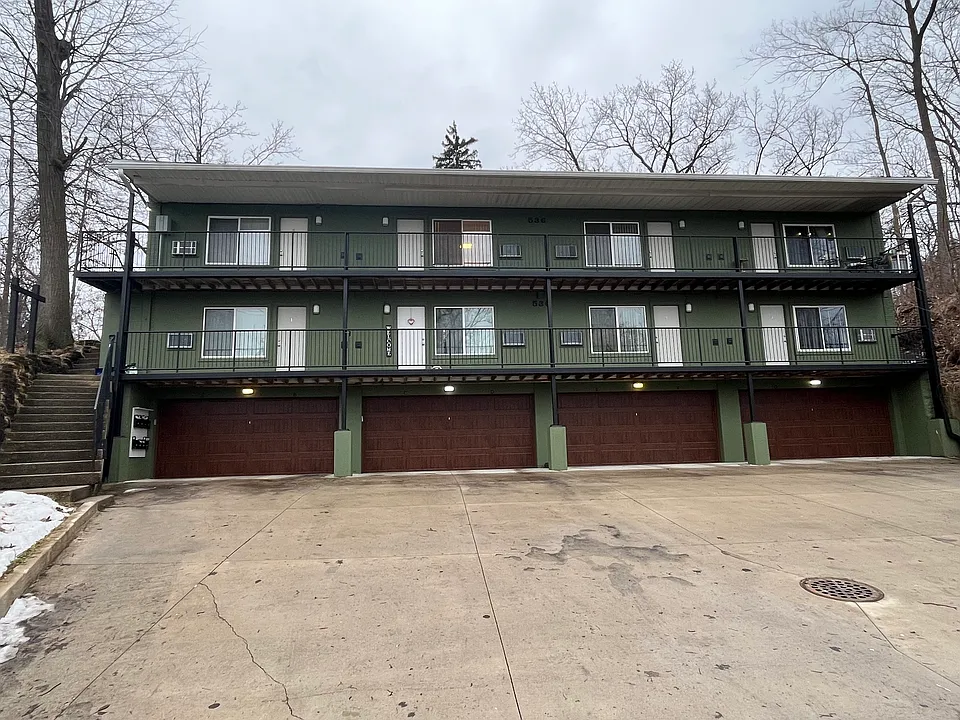 500 Cedar St NE #2