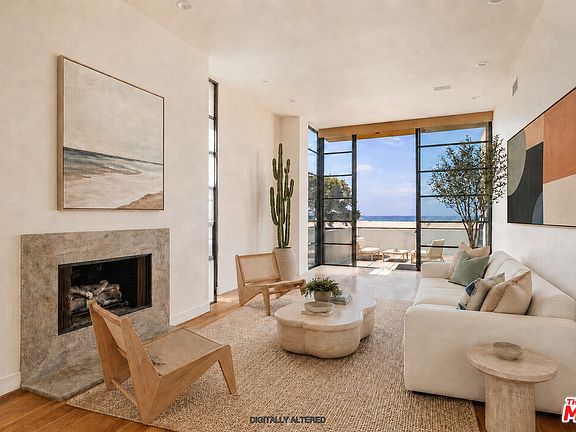 3rd image of 115 Ocean Front Walk