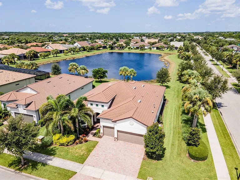 5610 Rain Lily Ct — Photo 2