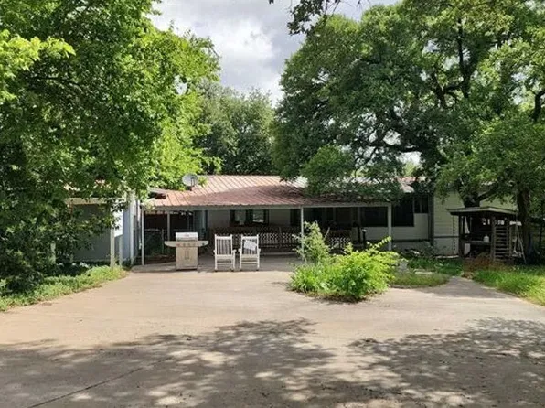 106 County Road 1733, Clifton, TX 76634