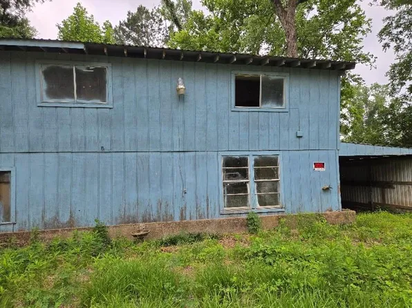 466 Trinity Rd, Dayton, TX 77535