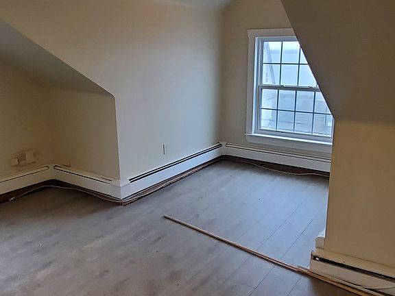 4th image of 132 Water St #5
