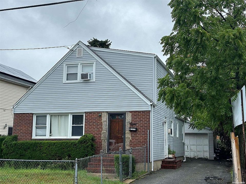 1st image of 8 Evelyn Avenue